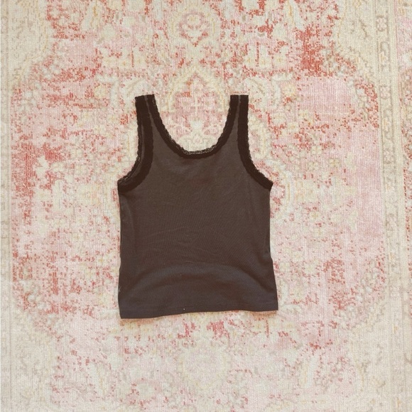Brandy Melville, Lace Ronnie Tank - Picture 2 of 3
